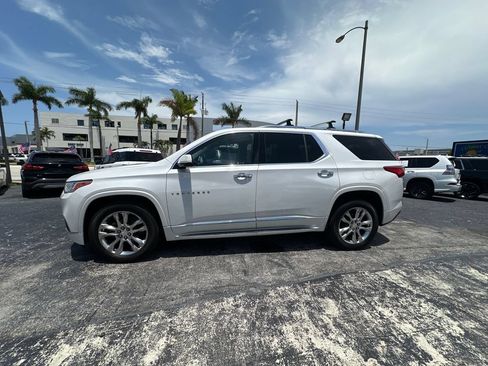 Used 2019 Chevrolet Traverse High Country w/ LPO, 'HIT The Road' Package AWD/4WD image 7