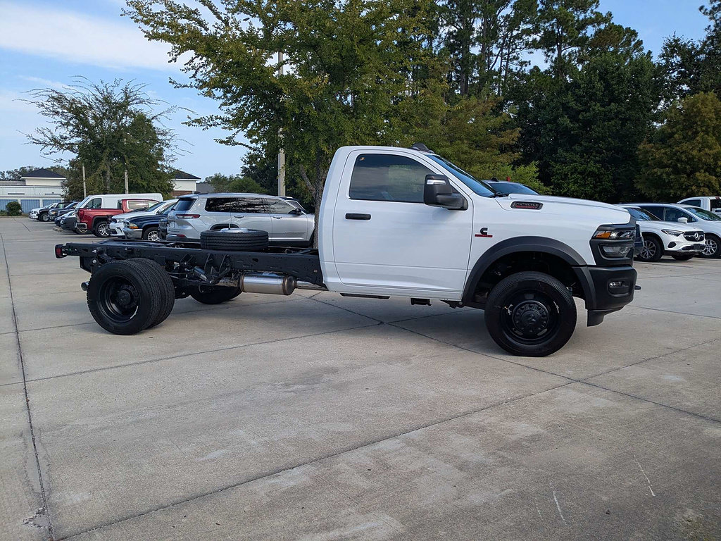 New 2026 RAM 5500 Tradesman AWD/4WD image 2