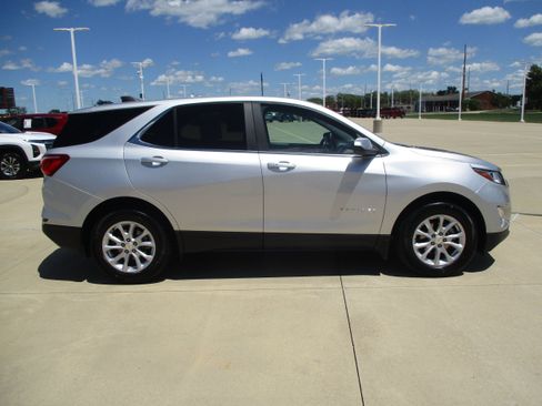 Used 2021 Chevrolet Equinox LT FWD image 7