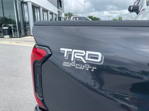 Used 2025 Toyota Tacoma TRD Sport w/ TRD Sport Premium Package AWD/4WD image 29