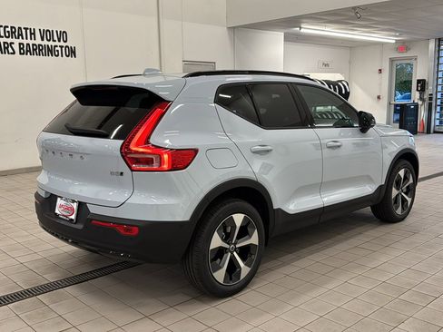 Used 2026 Volvo XC40 B5 Plus w/ Protection Package Premier image 5