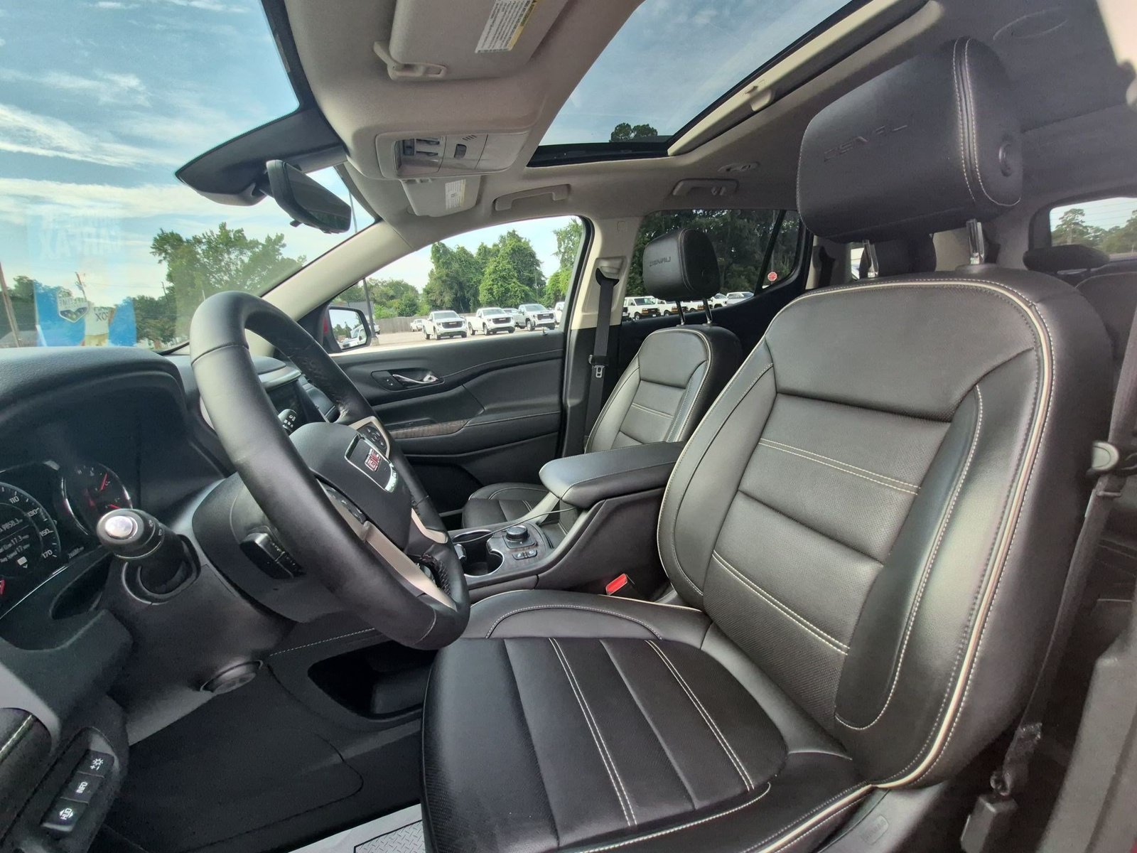 Certified 2023 GMC Acadia Denali w/ Denali Ultimate Package FWD image 20