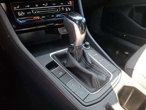New 2026 Volkswagen Jetta Sport FWD image 10