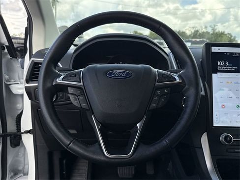 Certified 2022 Ford Edge SEL w/ Sport Appearance Package image 35