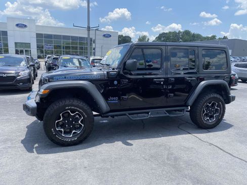 Used 2021 Jeep Wrangler Unlimited Rubicon 4xe AWD/4WD image 4