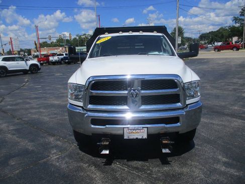 Used 2017 RAM 3500 Tradesman w/ Chrome Appearance Group AWD/4WD image 8