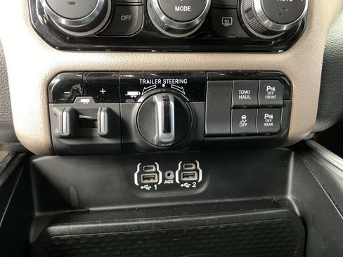 Used 2022 RAM 1500 Laramie image 85