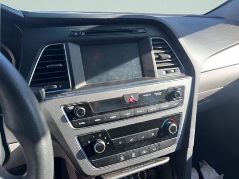 Used 2016 Hyundai Sonata Sport w/ Cargo Package FWD image 17