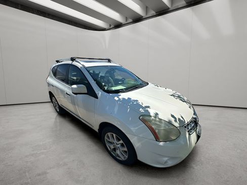 Used 2013 Nissan Rogue SL AWD/4WD image 5