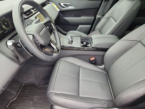 New 2026 Land Rover Range Rover Velar Dynamic SE image 23