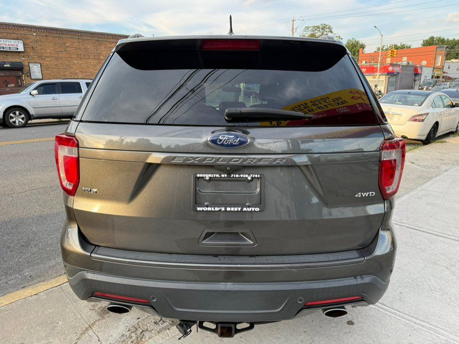 Used 2018 Ford Explorer XLT w/ Equipment Group 202A AWD/4WD image 5