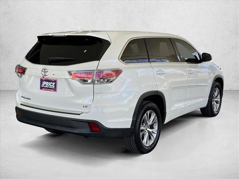 Used 2016 Toyota Highlander Plus image 6