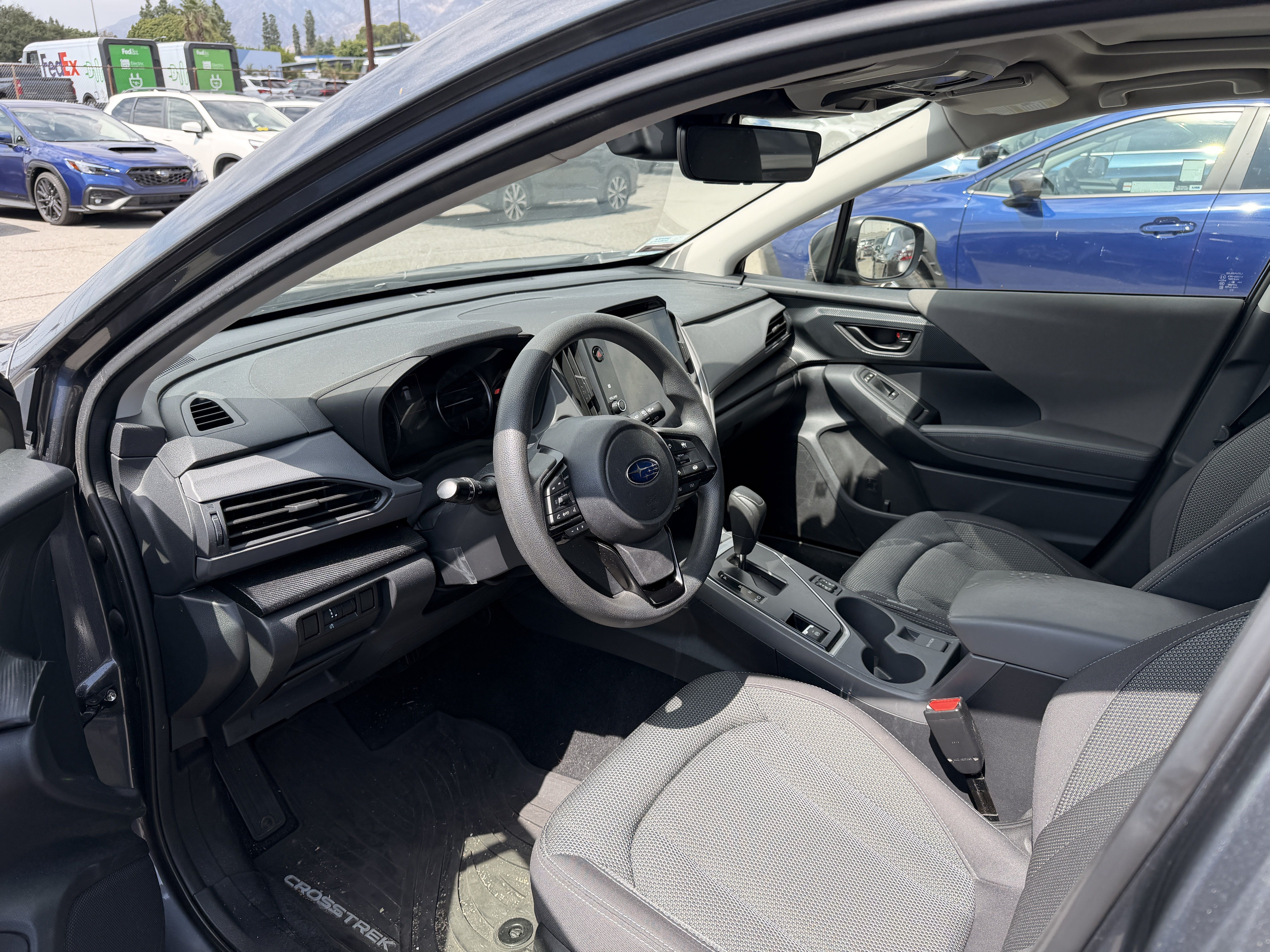 Used 2024 Subaru Crosstrek 2.0i Premium AWD/4WD image 2