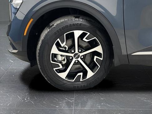 Used 2023 Kia Sportage EX image 33