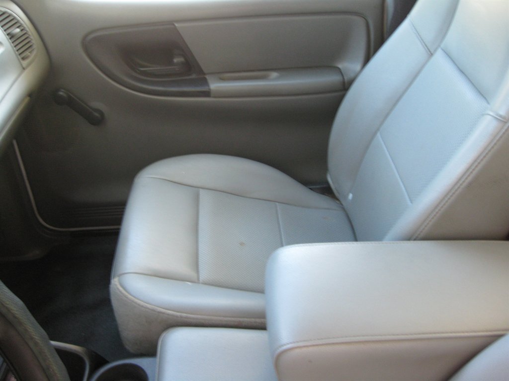 Used 2005 Ford Ranger XL RWD image 19