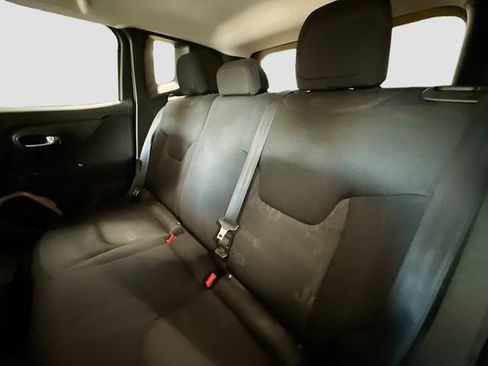 Used 2016 Jeep Renegade Latitude AWD/4WD image 24