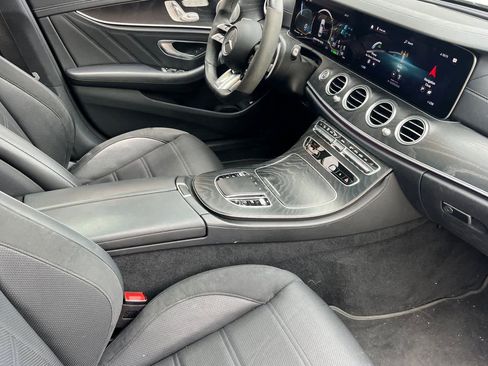 Used 2022 Mercedes-Benz E 53 AMG 4MATIC Sedan image 17