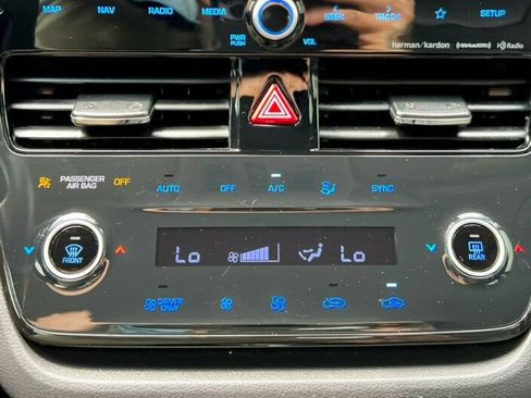Used 2021 Hyundai Ioniq Limited FWD image 27