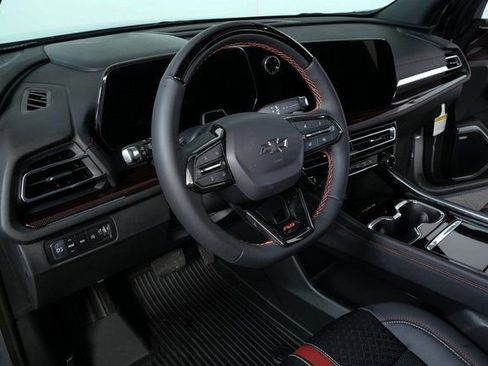 New 2026 Chevrolet Traverse RS w/ LPO, Floor Liner Package image 4