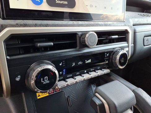 Certified 2026 Toyota Tacoma Limited AWD/4WD image 15