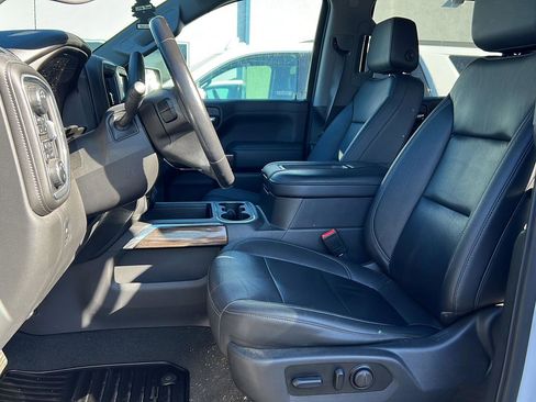 Used 2021 Chevrolet Silverado 1500 LT Trail Boss w/ Convenience Package II AWD/4WD image 13