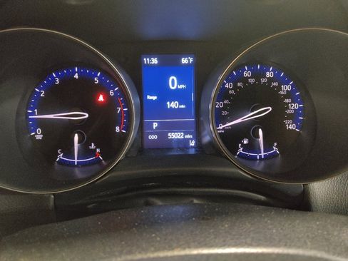 Used 2021 Toyota C-HR XLE image 23