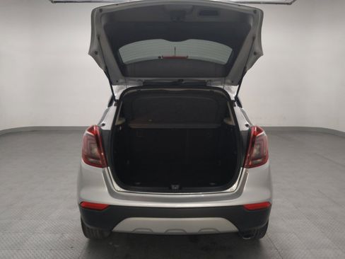 Used 2020 Buick Encore Preferred FWD image 29