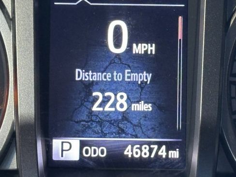 Used 2023 Toyota Tacoma 4x4 Double Cab image 40