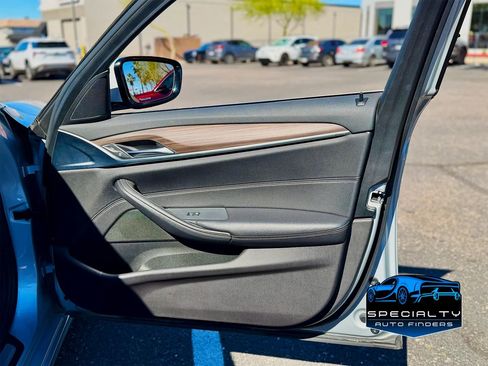 Used 2018 BMW 530e image 15