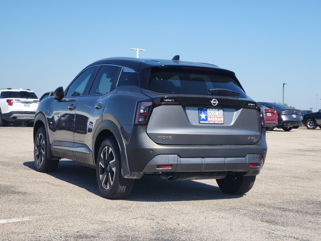 Certified 2025 Nissan Kicks SV w/ SV Premium Package AWD/4WD image 4