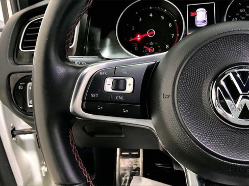 Used 2017 Volkswagen GTI S image 10