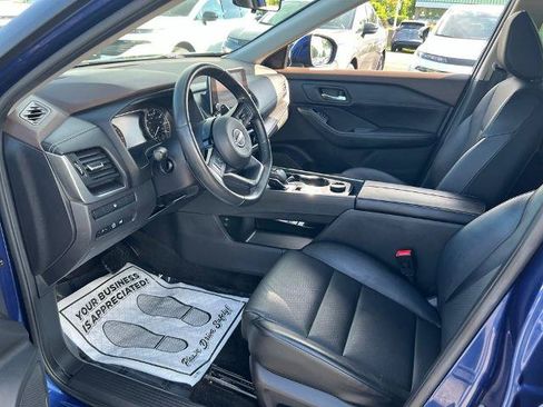 Certified 2023 Nissan Rogue SV w/ SV Premium B Package AWD/4WD image 24