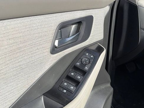 Certified 2023 Nissan Rogue SV image 26