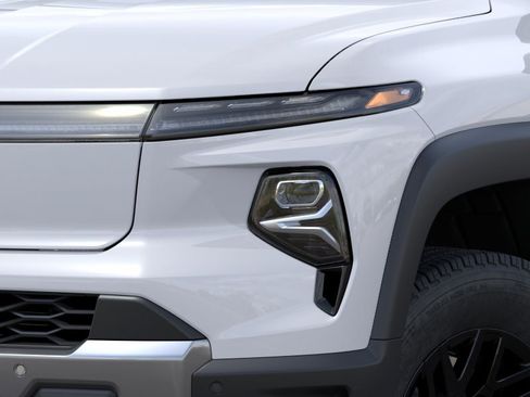 New 2026 Chevrolet Silverado EV LT AWD/4WD image 10