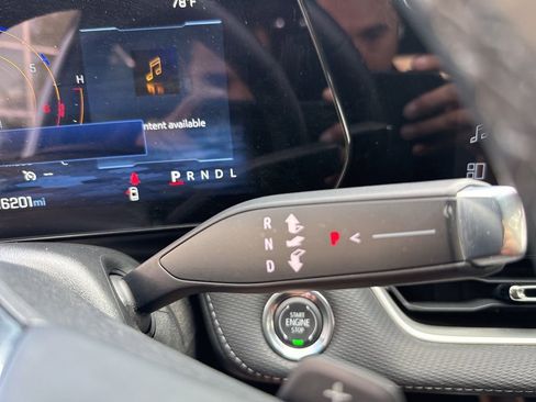 Used 2026 Chevrolet Equinox LT w/ Convenience Package II image 13