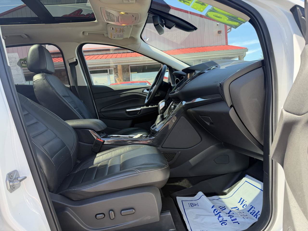 Used 2016 Ford Escape Titanium AWD/4WD image 24