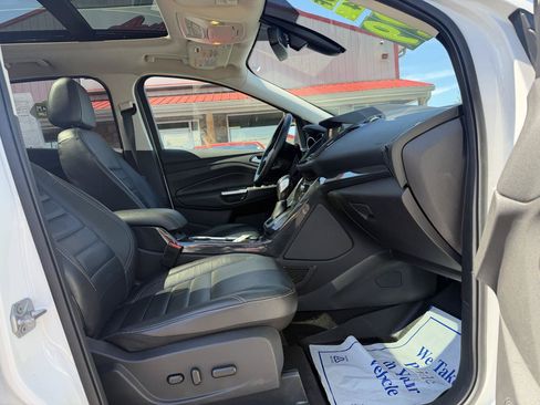 Used 2016 Ford Escape Titanium AWD/4WD image 24