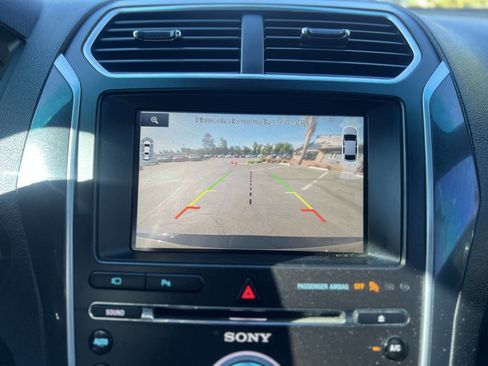 Used 2016 Ford Explorer Sport image 23