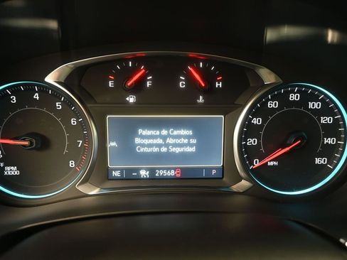 Used 2024 Chevrolet Traverse RS FWD image 13