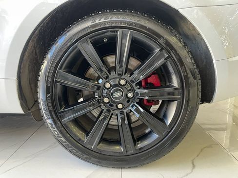 Used 2021 Land Rover Range Rover Sport HST image 29