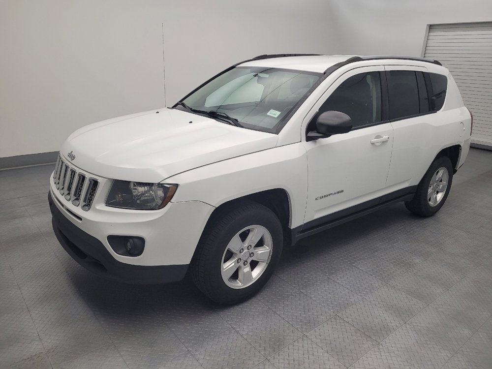Used 2015 Jeep Compass Sport w/ Power Value Group FWD image 2
