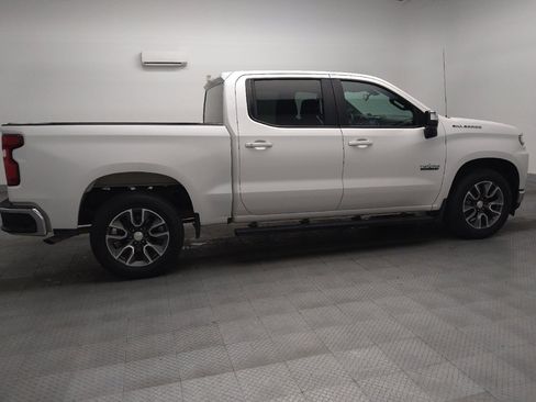 Used 2021 Chevrolet Silverado 1500 LT RWD image 10