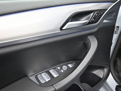 Used 2024 BMW X3 xDrive30i w/ M Sport Package image 9