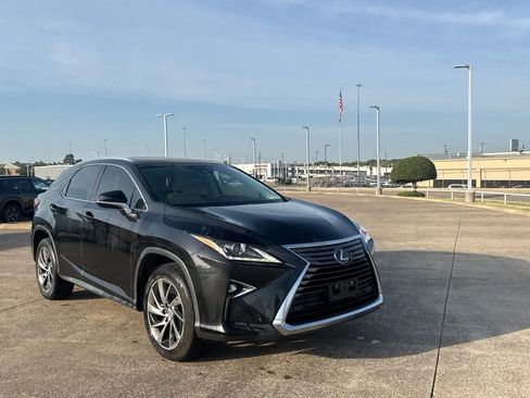 Used 2017 Lexus RX 350 FWD w/ Premium Package image 2