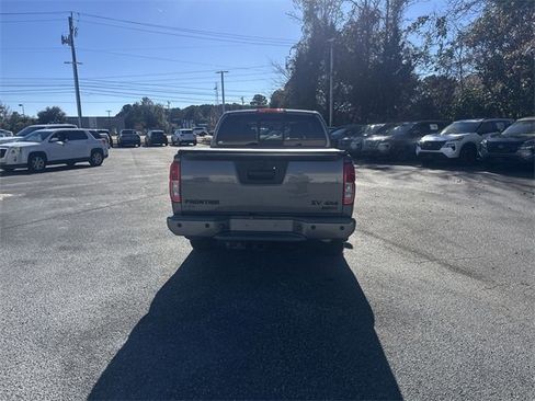 Used 2019 Nissan Frontier SV w/ Value Truck Package image 6