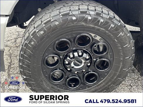 Used 2023 Ford F250 XLT w/ Black Appearance Package AWD/4WD image 13