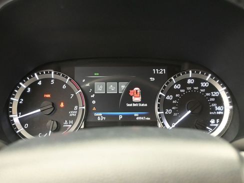 Used 2023 Toyota Highlander L image 16