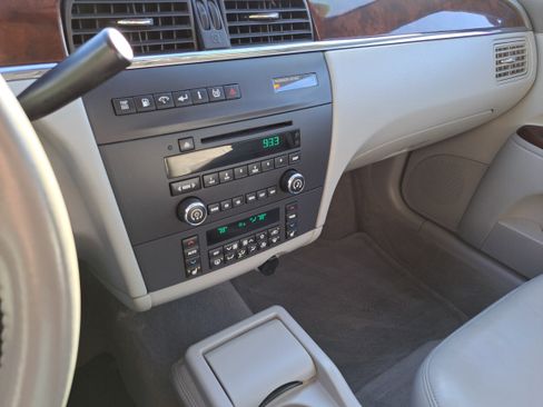 Used 2008 Buick LaCrosse CXL image 15