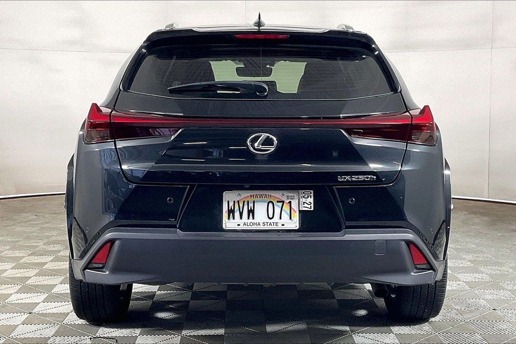 Used 2024 Lexus UX 250h FWD w/ Premium Package image 3
