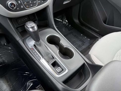Used 2019 Chevrolet Equinox LT w/ Driver Convenience Package FWD image 28